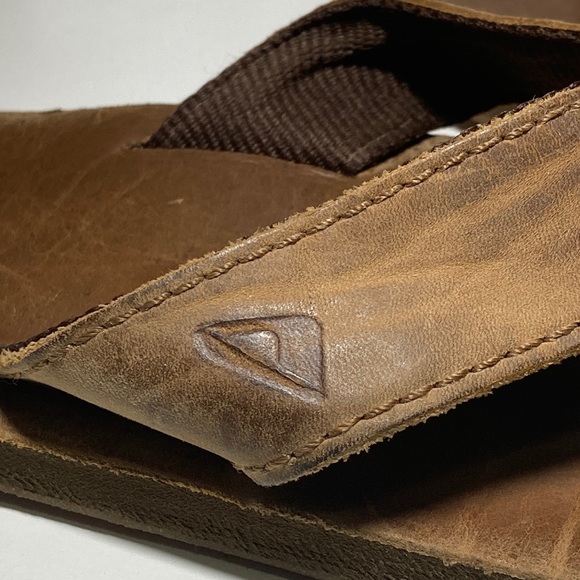 Reef Men's Size 9 Brown Leather Flip Flop Sandals Thongs - Picture 7 of 12